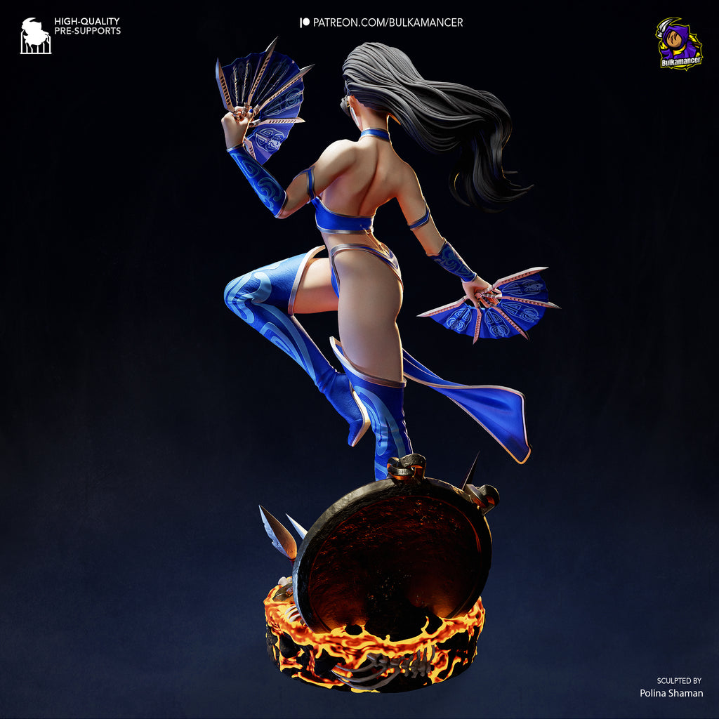 Feather Thrower | Hand-Painted 14K 3D Resin Figures | Garage Kit